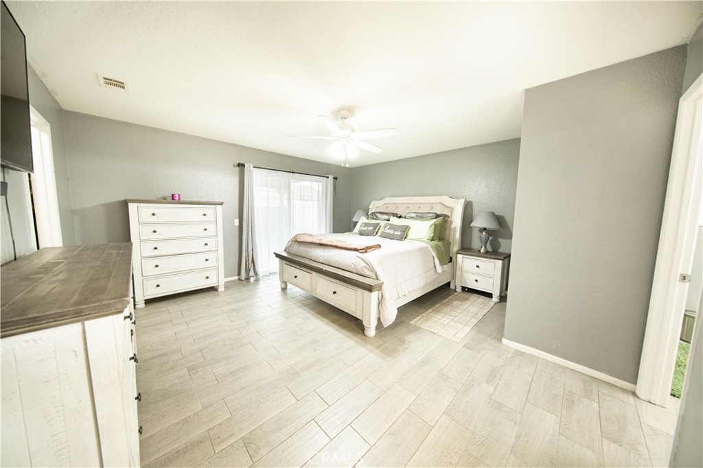 15430 Lassen Drive Property Photo 12