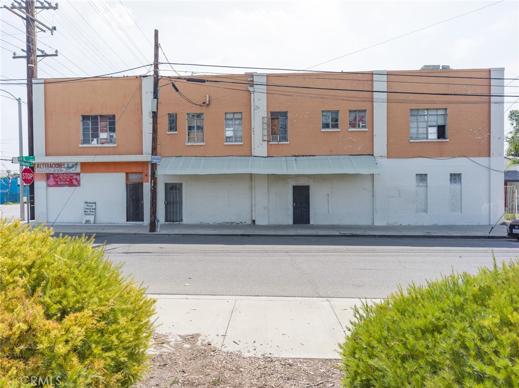 1121 W Base Line Street Property Photo 1