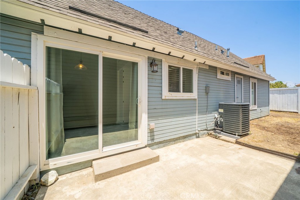 14606 Woodland Drive 10 Property Photo 21