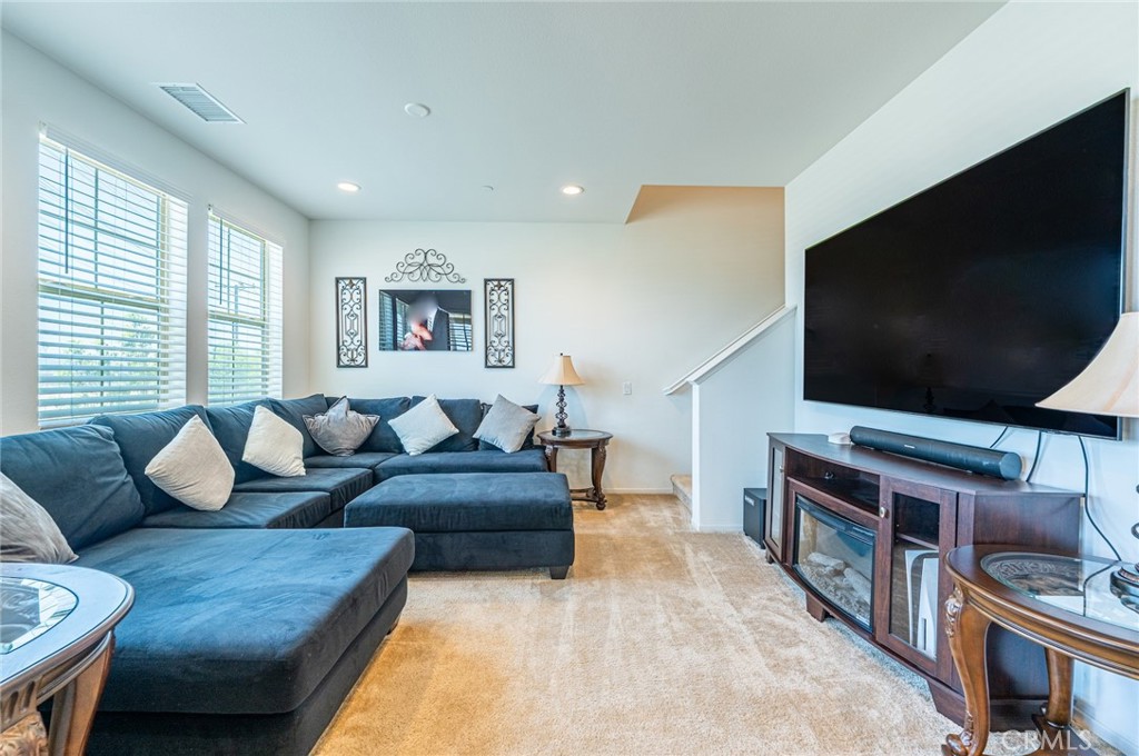 8369 Spirit Street Property Photo 5