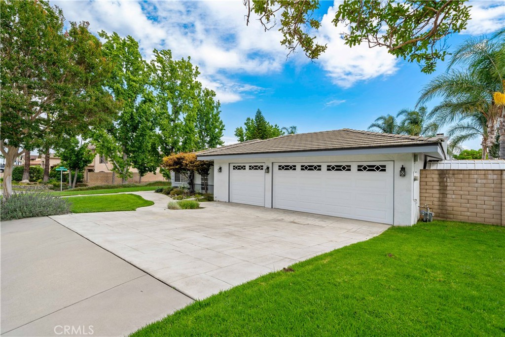 8967 Citation Court Property Photo 5