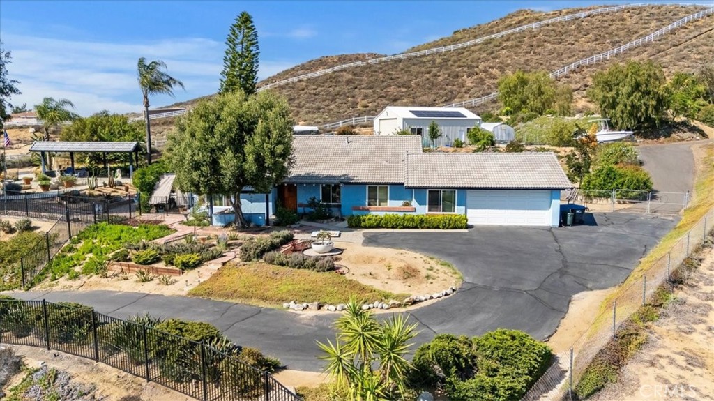19032 Wyler Road Property Photo 1
