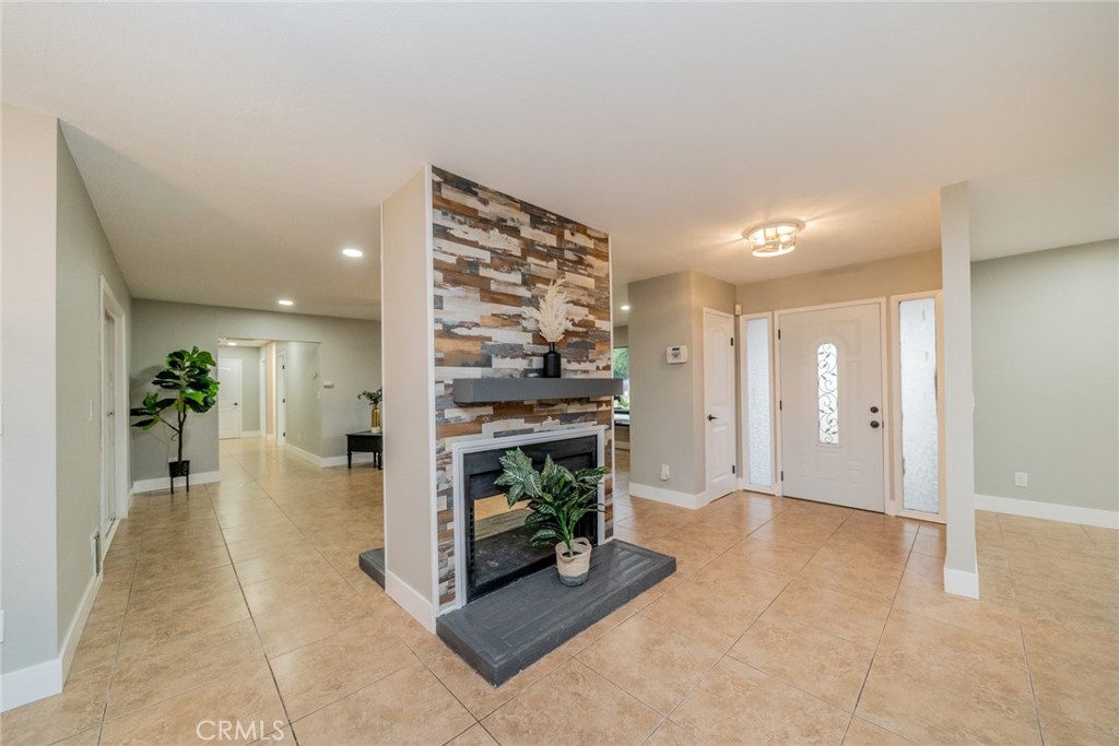 6367 Willow Avenue Property Photo 13