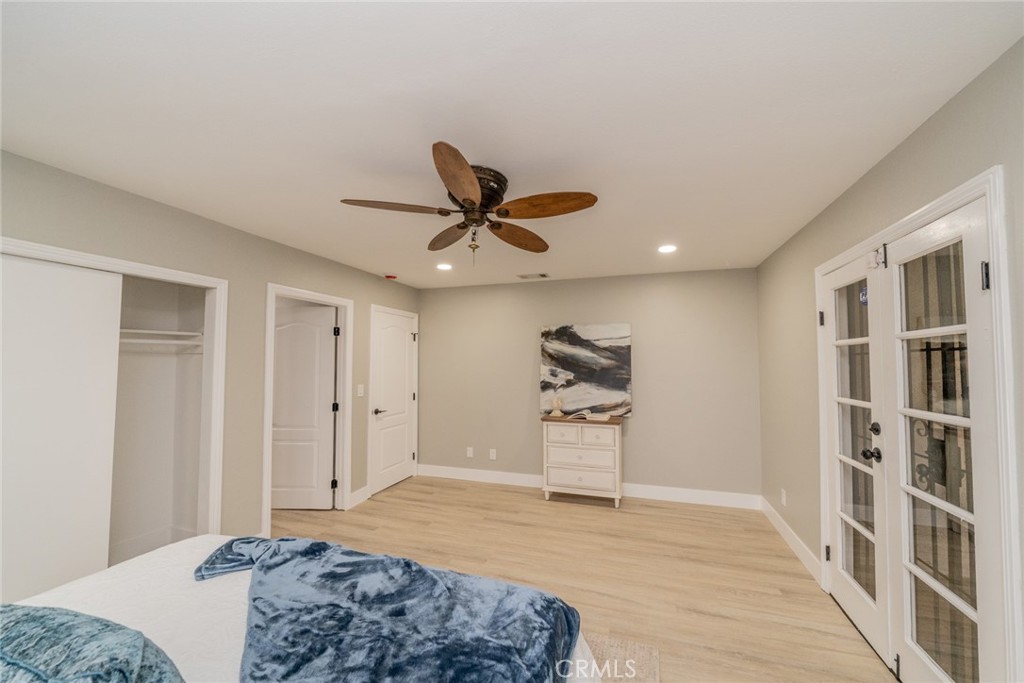 6367 Willow Avenue Property Photo 29