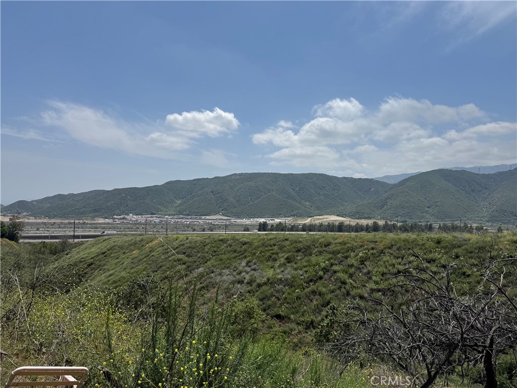 17928 Hillcrest Drive Property Photo 4