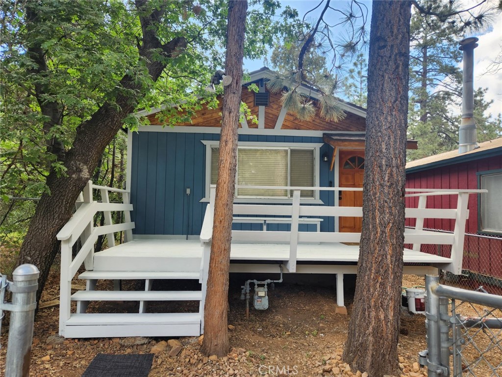 326 Imperial Avenue Property Photo 1