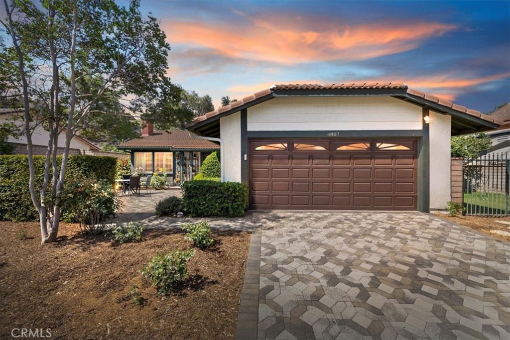 6807 Wilding Place