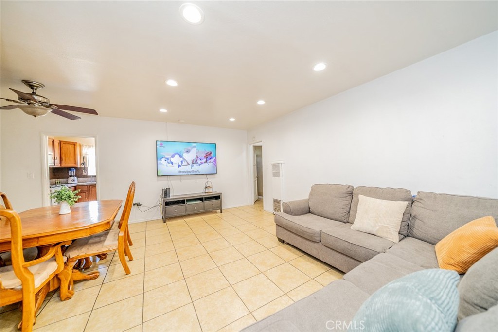 17835 Miller Ave Property Photo 10