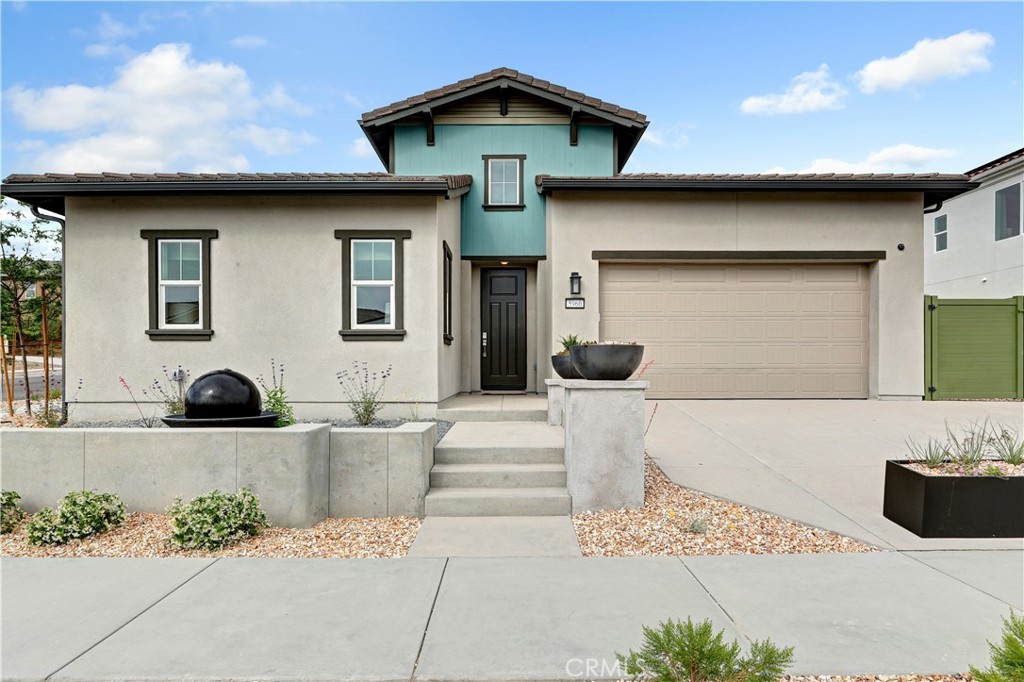 17148 Kent Street Property Photo 1