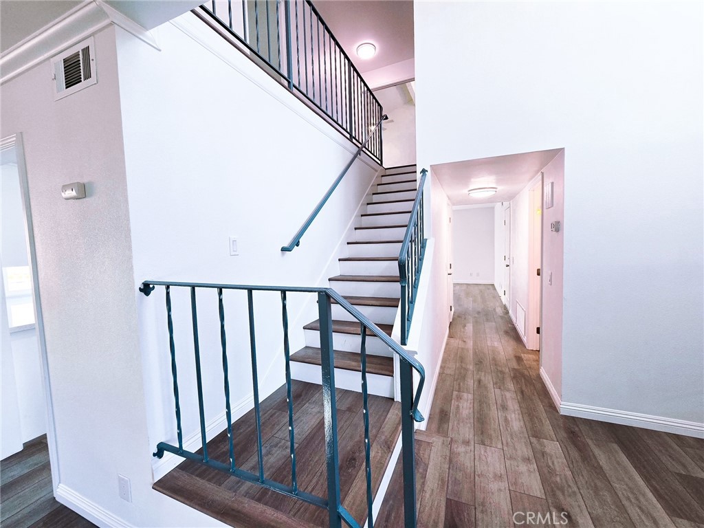 10672 Finch Avenue Property Photo 11