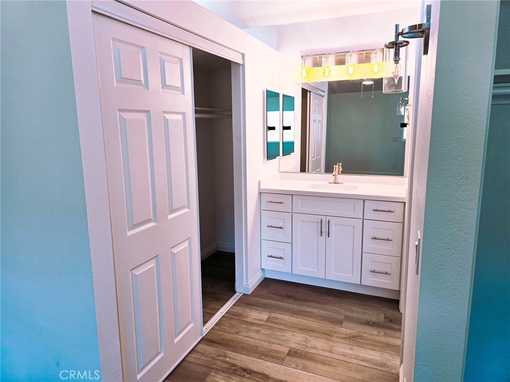 10672 Finch Avenue Property Photo 13