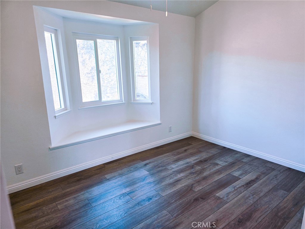 10672 Finch Avenue Property Photo 16