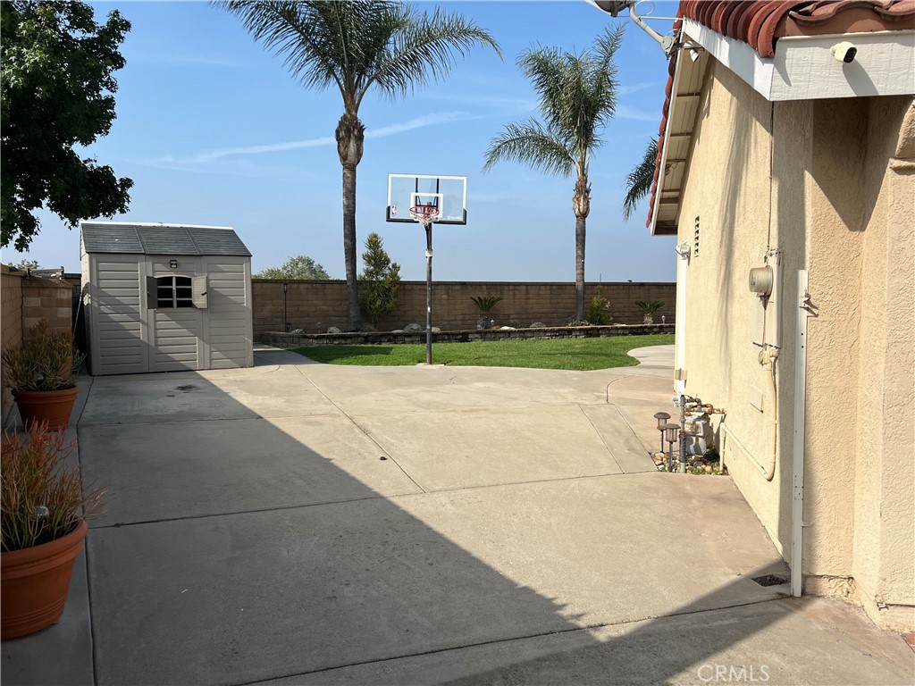 11171 Baylor Street Property Photo 4