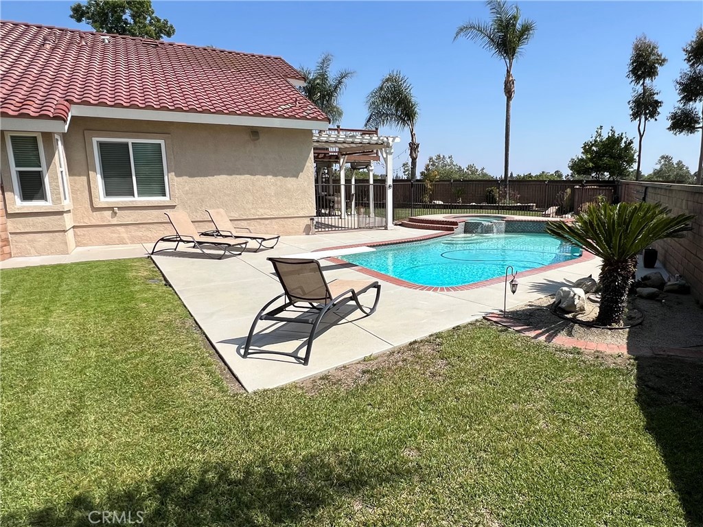 11171 Baylor Street Property Photo 5