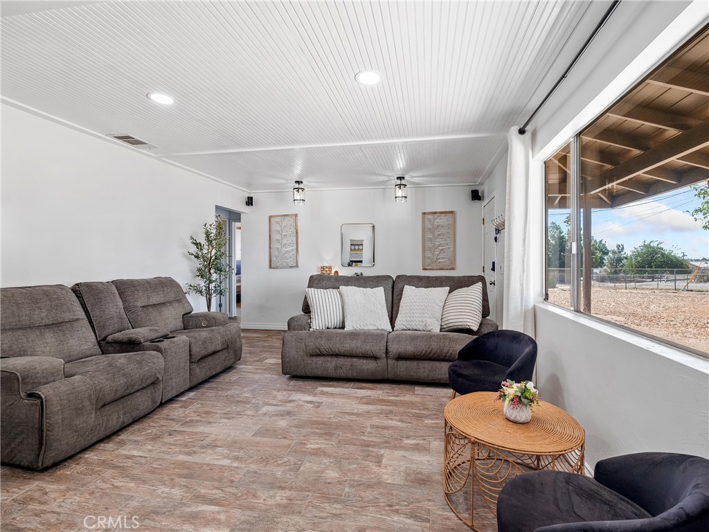 17789 Sycamore Street Property Photo 12