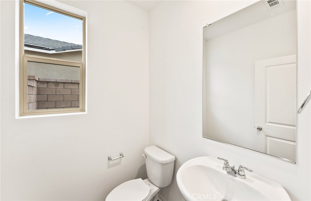 27181 Denali Peak Road Property Photo 15