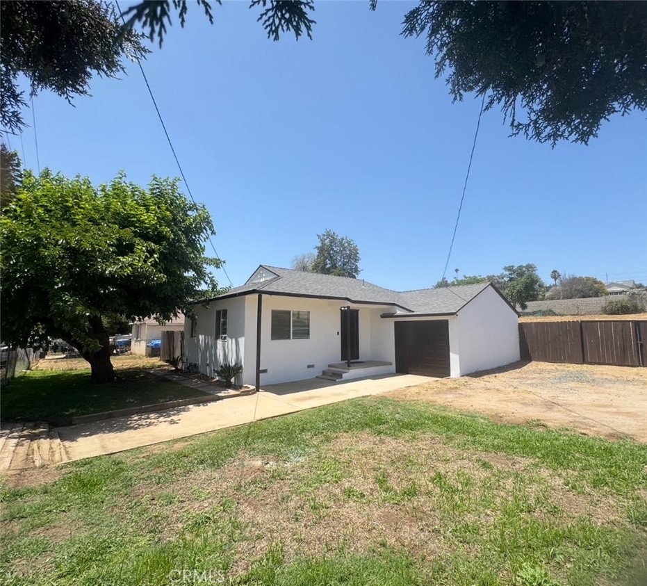 5609 Beach Street Property Photo 1