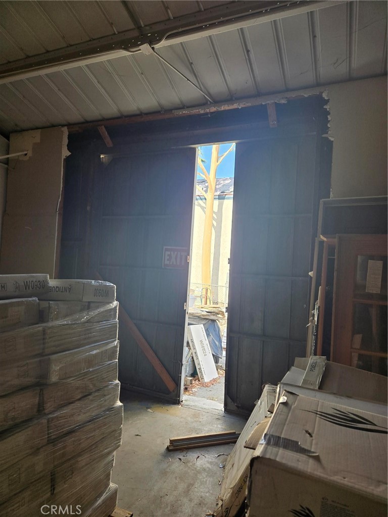 18189 Valley Boulevard Property Photo 16