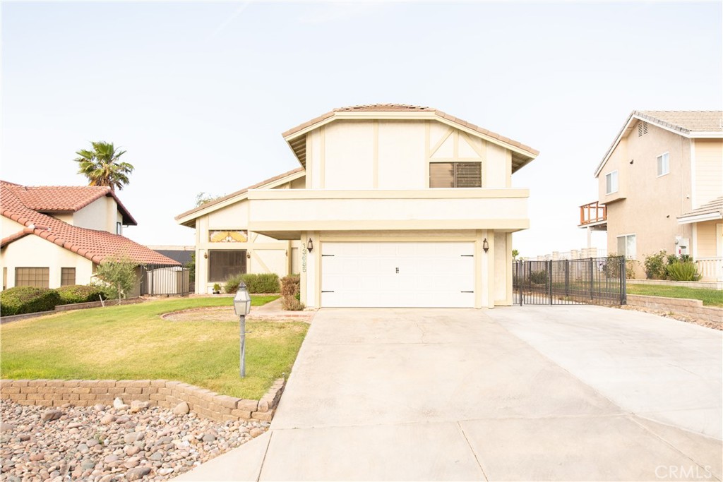 13685 Hidden Valley Road Property Photo 4