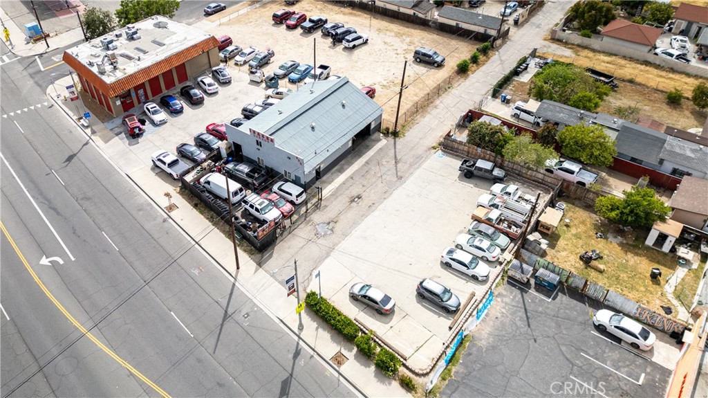 455 S La Cadena Drive Property Photo 14