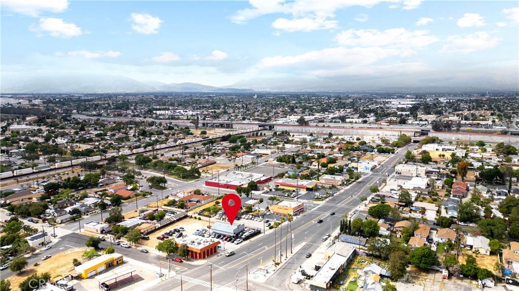 455 S La Cadena Drive Property Photo 16