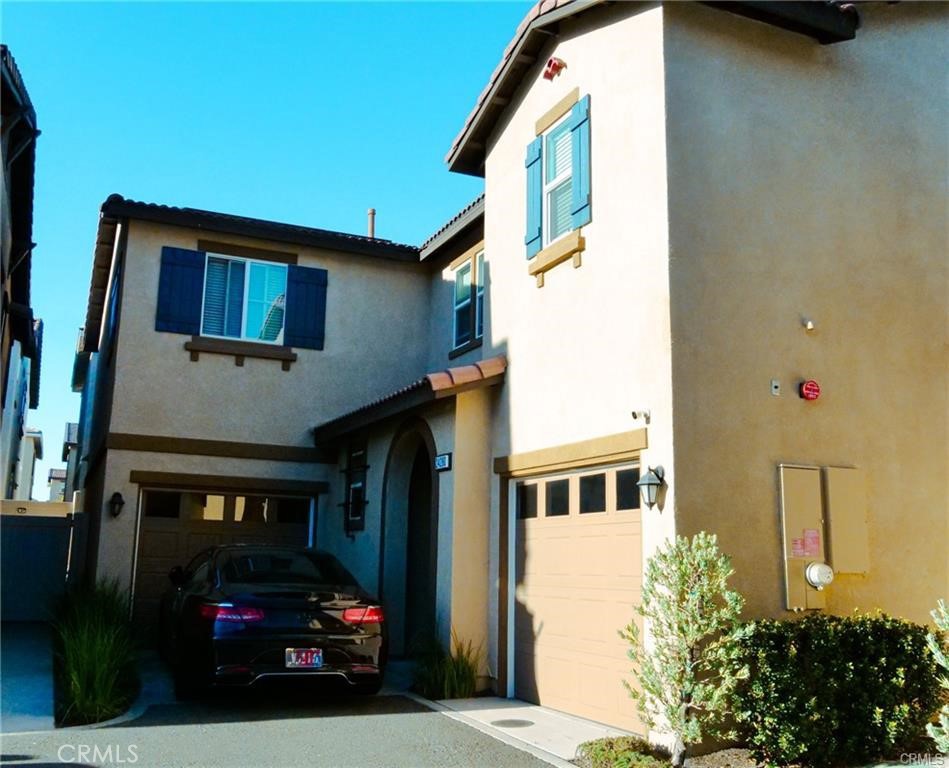 24280 White Willow Avenue Property Photo 1