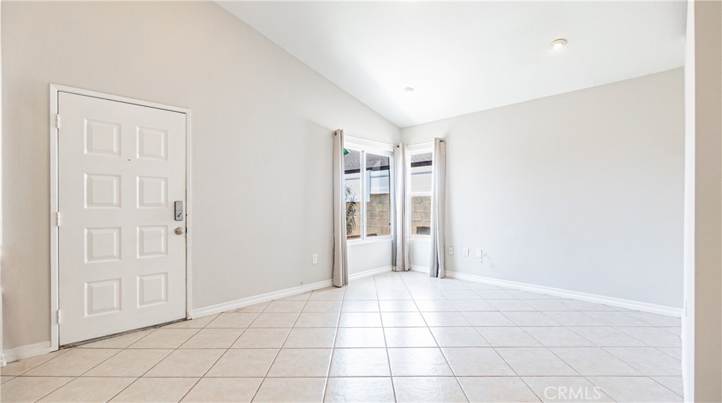 14053 Bluewood Drive Property Photo 3