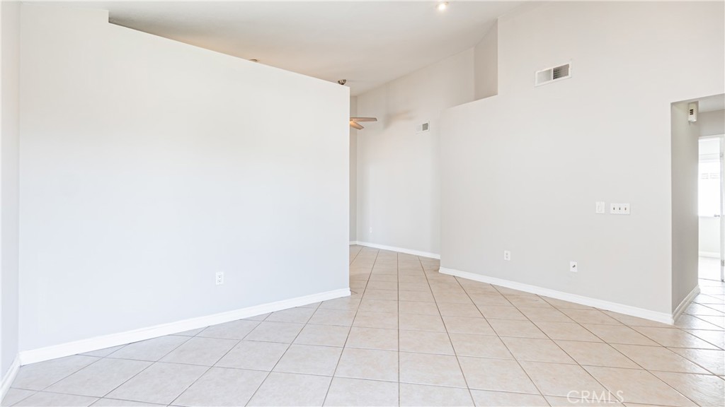 14053 Bluewood Drive Property Photo 4