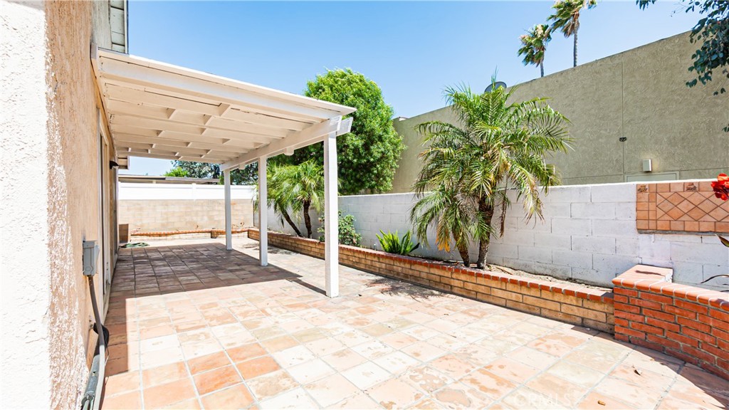 14053 Bluewood Drive Property Photo 18