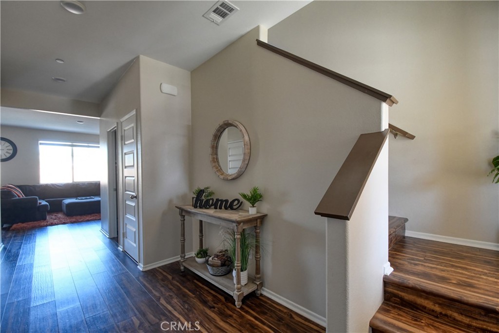 885 Latitude Property Photo 15