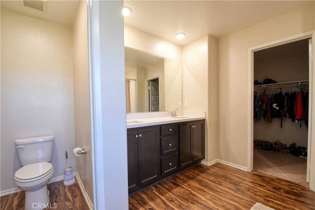 885 Latitude Property Photo 20