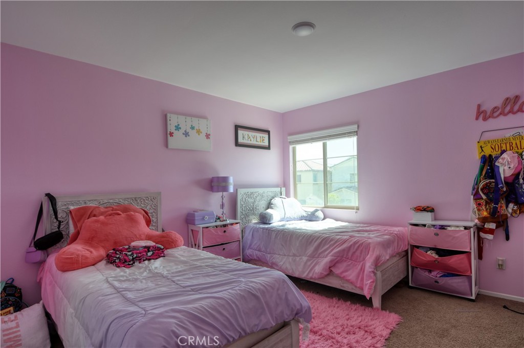 885 Latitude Property Photo 25