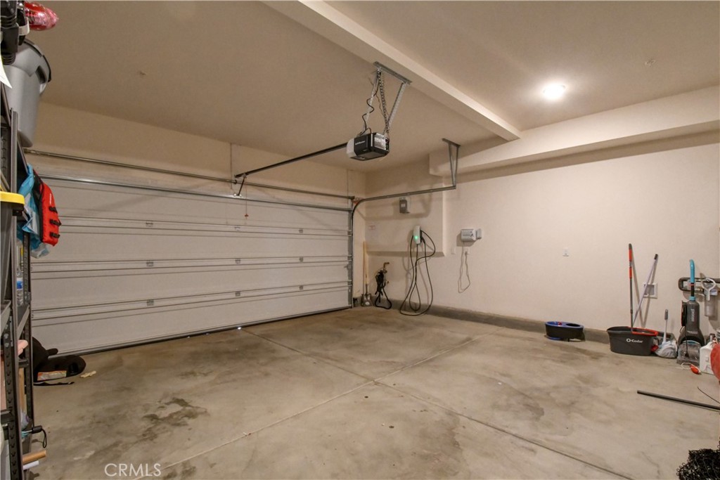 885 Latitude Property Photo 38