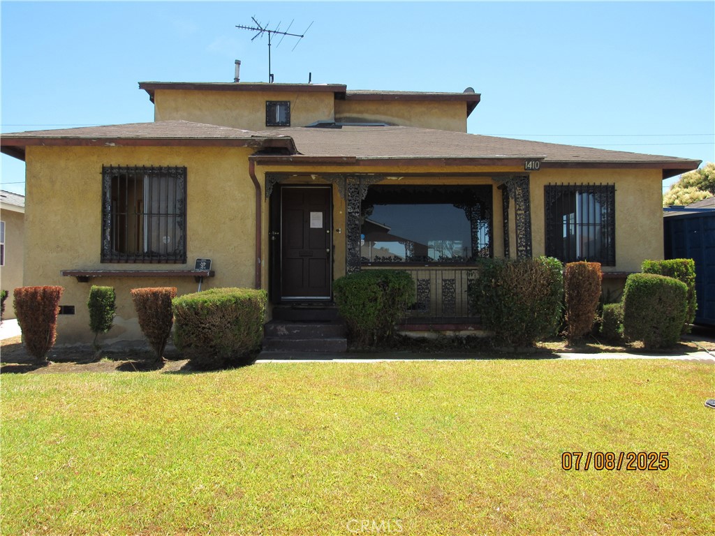 1410 West Stockwell Property Photo 1