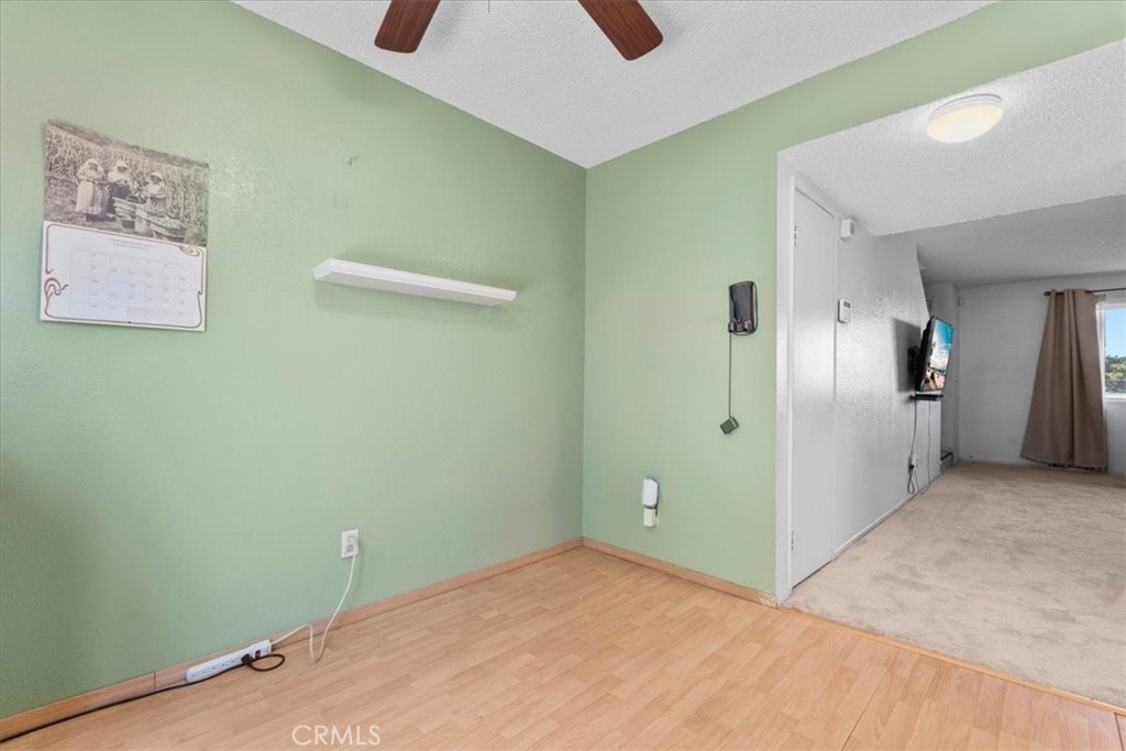 9100 Acacia Avenue 6 Property Photo 17