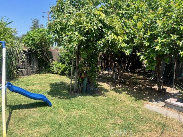 1550 W 21st Street Property Photo 10