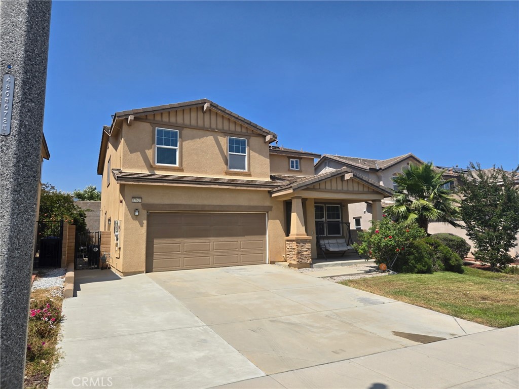17620 Comfrey Drive Property Photo 1