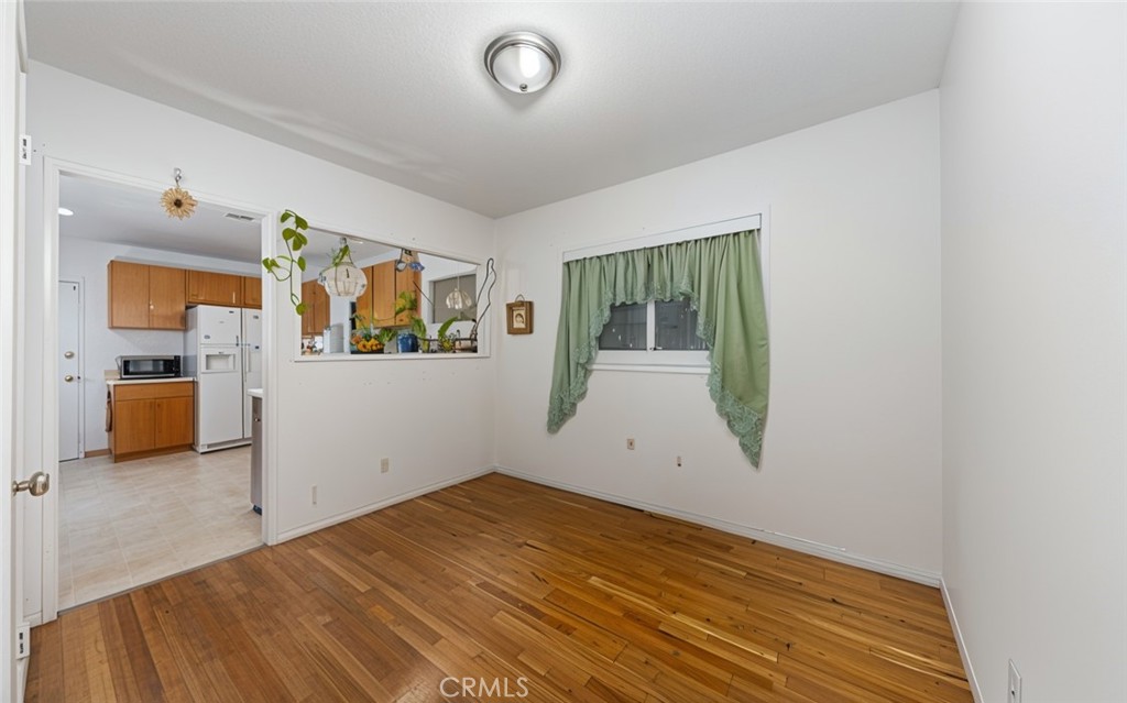 5064 N Berkeley Avenue Property Photo 9