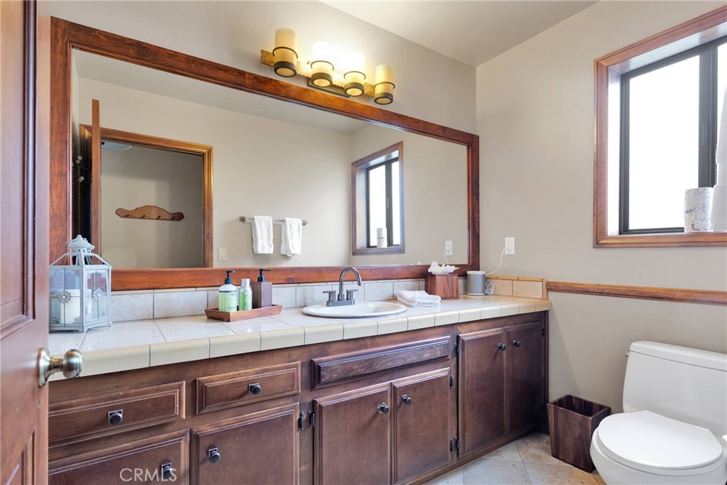 892 Nadelhorn Drive Property Photo 12
