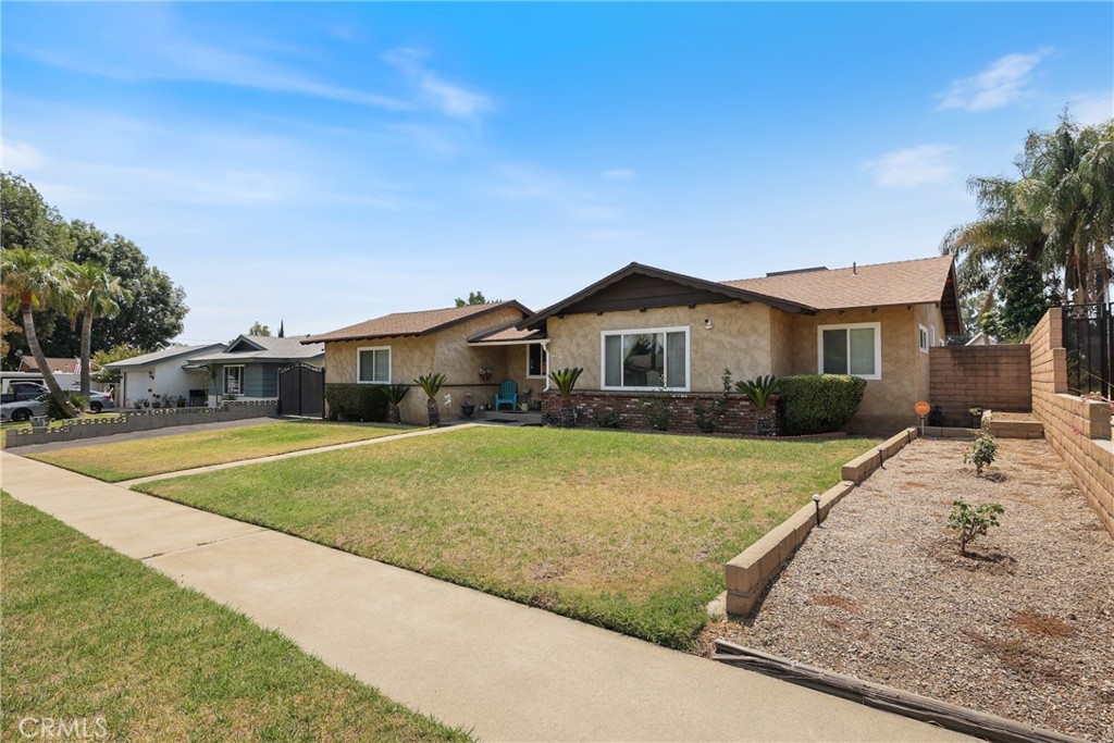 7430 Leucite Avenue Property Photo