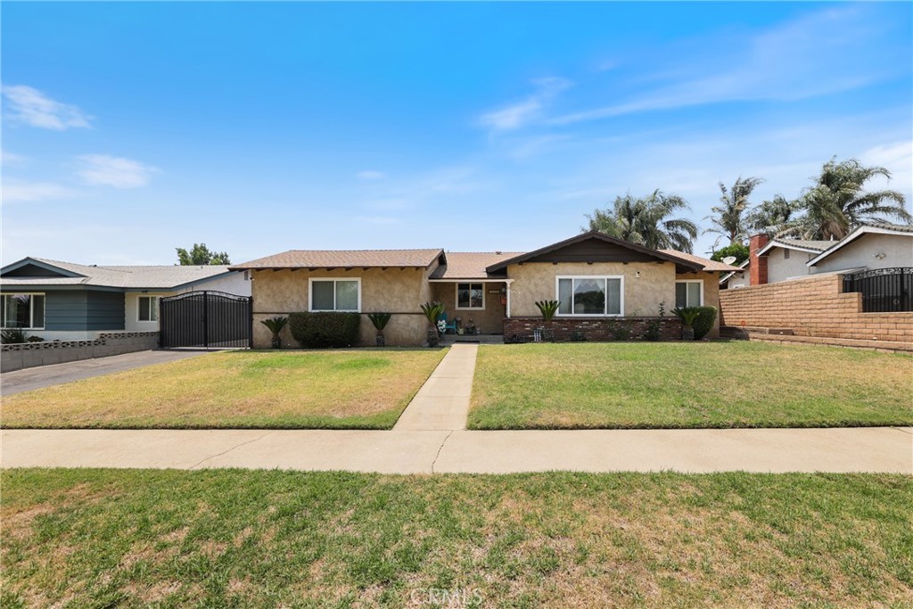 7430 Leucite Avenue Property Photo 2