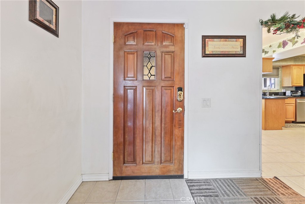 7430 Leucite Avenue Property Photo 5