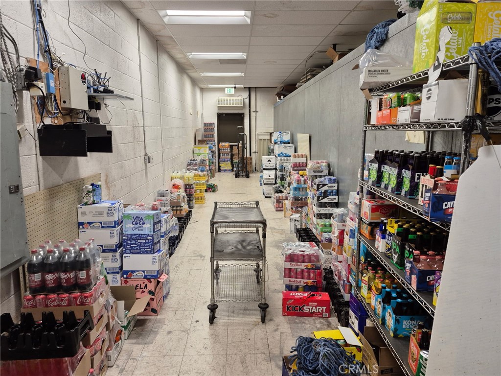 3200 Mission Avenue Property Photo 5