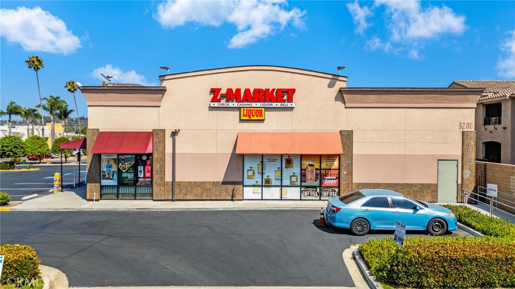 3200 Mission Avenue Property Photo 10