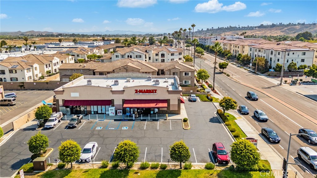 3200 Mission Avenue Property Photo 11