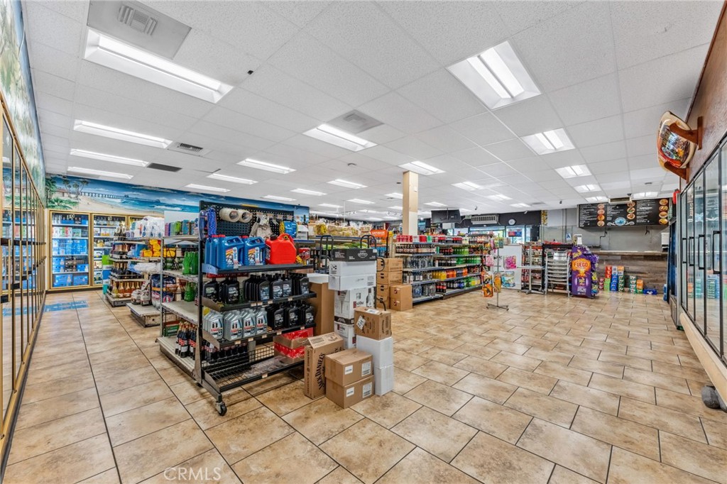 3200 Mission Avenue Property Photo 17