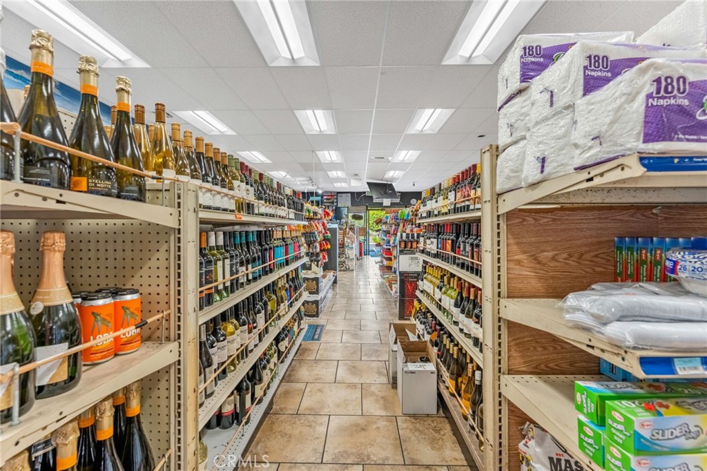 3200 Mission Avenue Property Photo 19