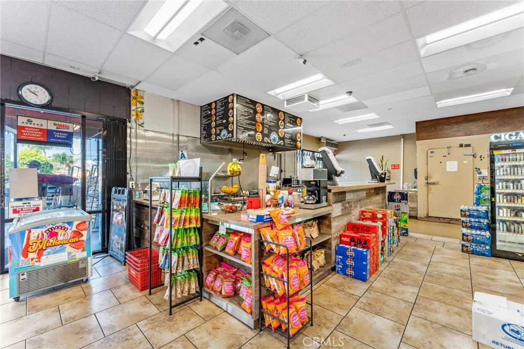 3200 Mission Avenue Property Photo 29