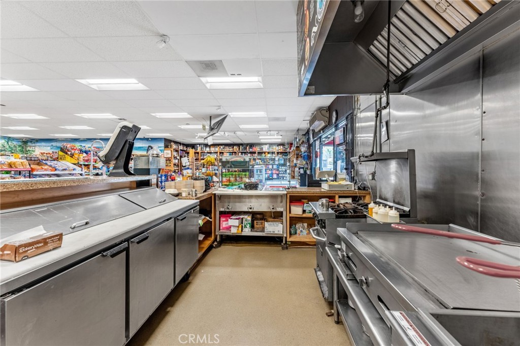 3200 Mission Avenue Property Photo 33