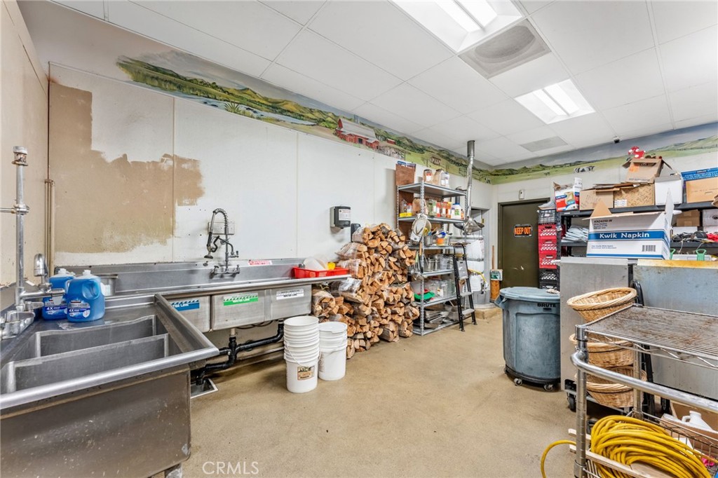 3200 Mission Avenue Property Photo 35